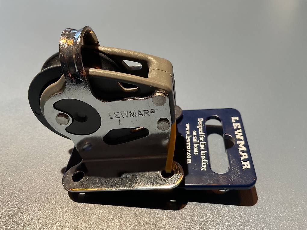 Barche: Lewmar Stehblock Control Serie 40, mit Bügel – Nuovo (secondo la descrizione) da Horw venduto da inf_x668 1