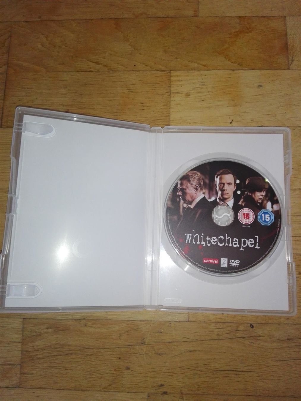 Tutti i DVDs: Whitechapel (Series 1 & 2)  UK-Import – Usato da St.Galllen venduto da elkaphone 1