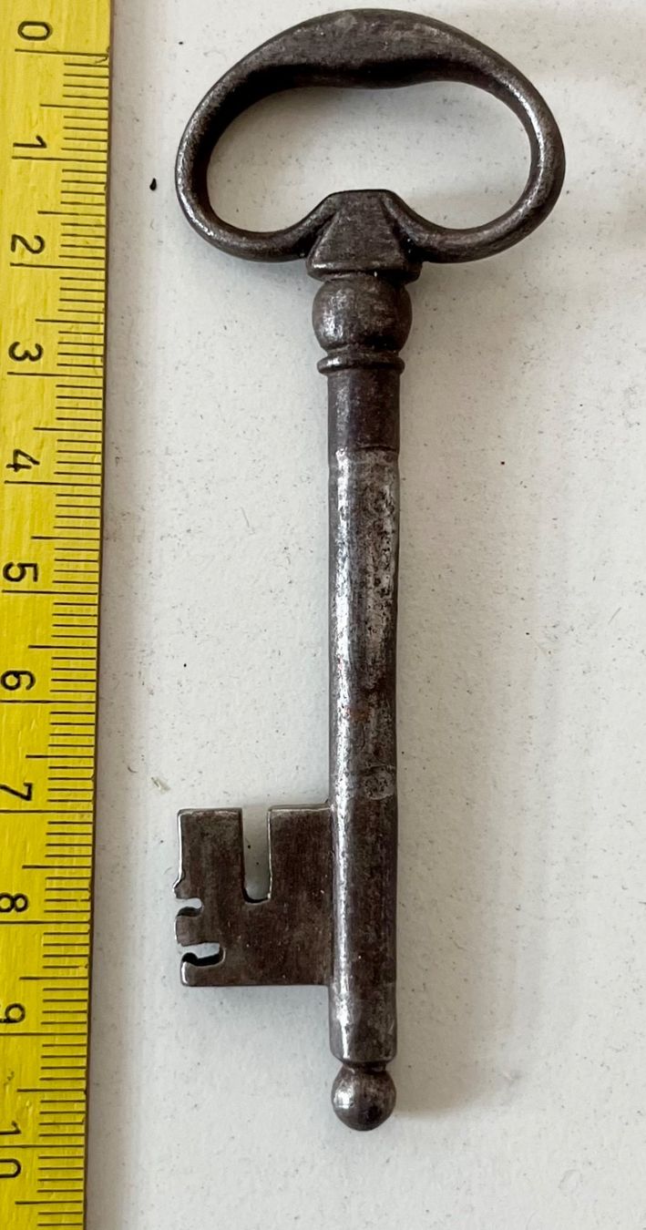 Schlüssel: Antik Schlüssel Bart ca. 10 cm lang – Gebraucht aus Ostermundigen von DaxKarten-75 1