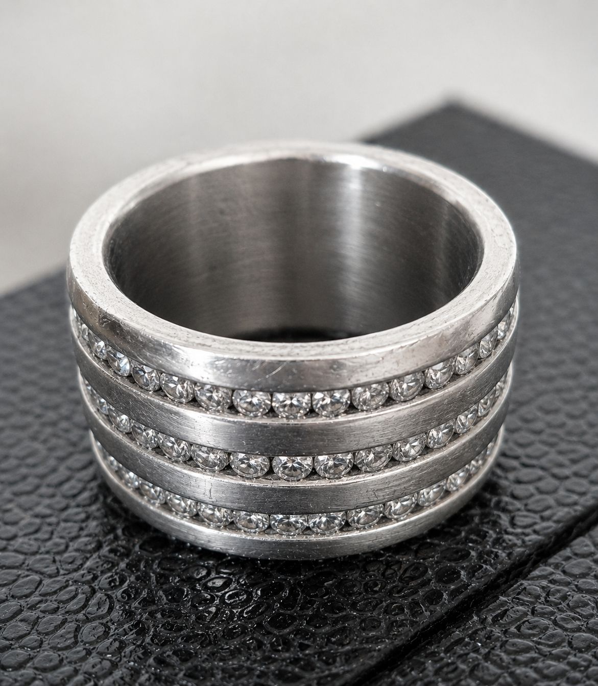 Anelli: Ring Edelstahl mit Zirkonia Grösse 56 – Usato da Zürich venduto da robbie04 2