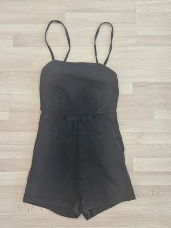 Schwarzer Denim-Jumpsuit