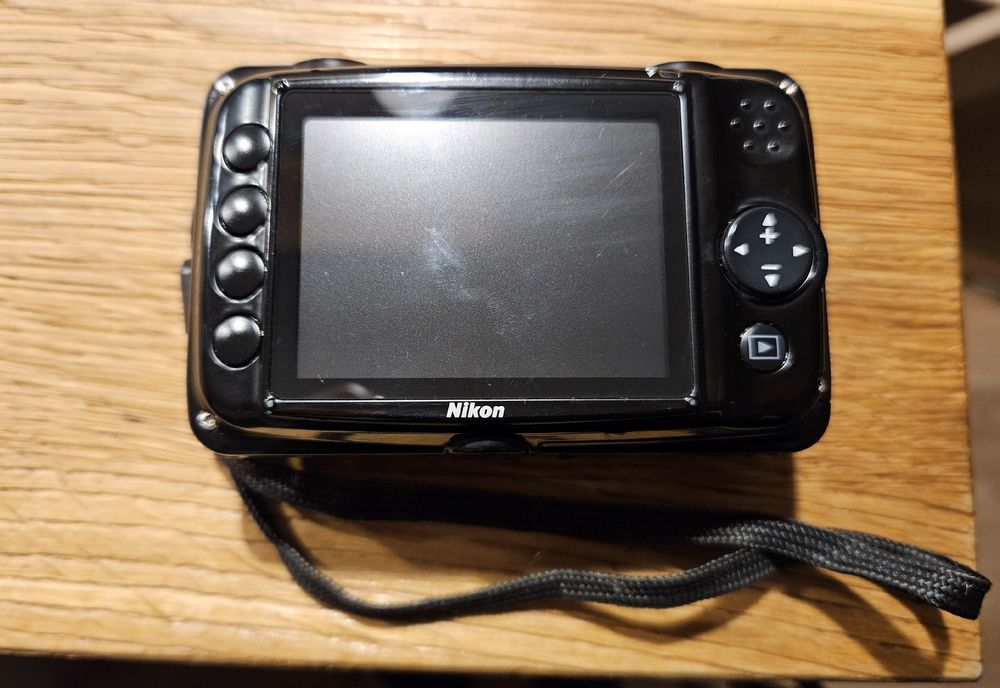 Nikon Coolpix S30 Unterwasserkamera 4