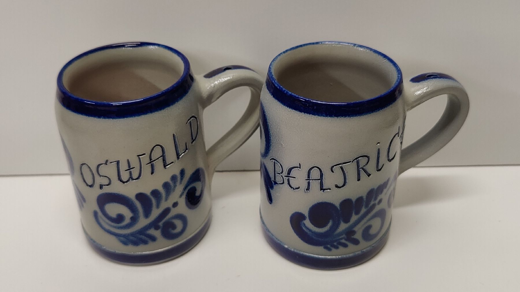 Verres: 2 Bierkrüge Goebel (L3) – D'occasion à Aarau par bro_9zsg