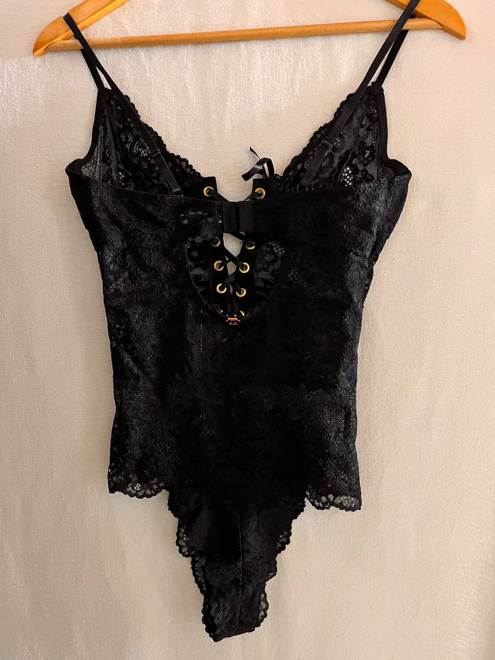 Altra biancheria intima: JETTE, Spitzen-Body, Grösse 70B, Farbe Schwarz – Nuovo e nell'imballaggio originale da Rudolfstetten venduto da gst_g7xl 6