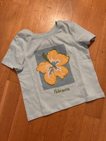 Schönes Tshirt Gr. 104, Neu