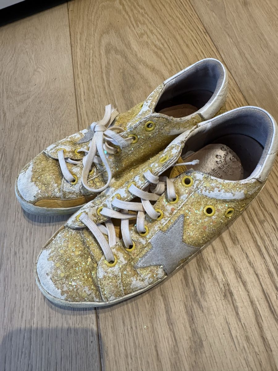 Golden Goose Damenschuhe: Golden Goose superstar n. 37 – Gebraucht aus Montagnola von lor_pqc7
