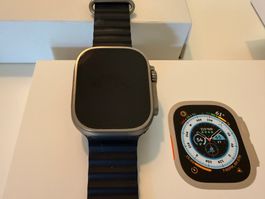 Apple Watch Ultra - top Zustand mit 3 original Armbändern