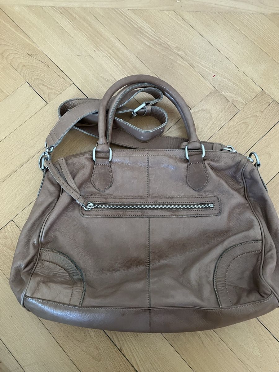 Liebeskind Borse da donna: Tasche Liebeskind, hellbraun – Usato da Bern venduto da Slo3 1
