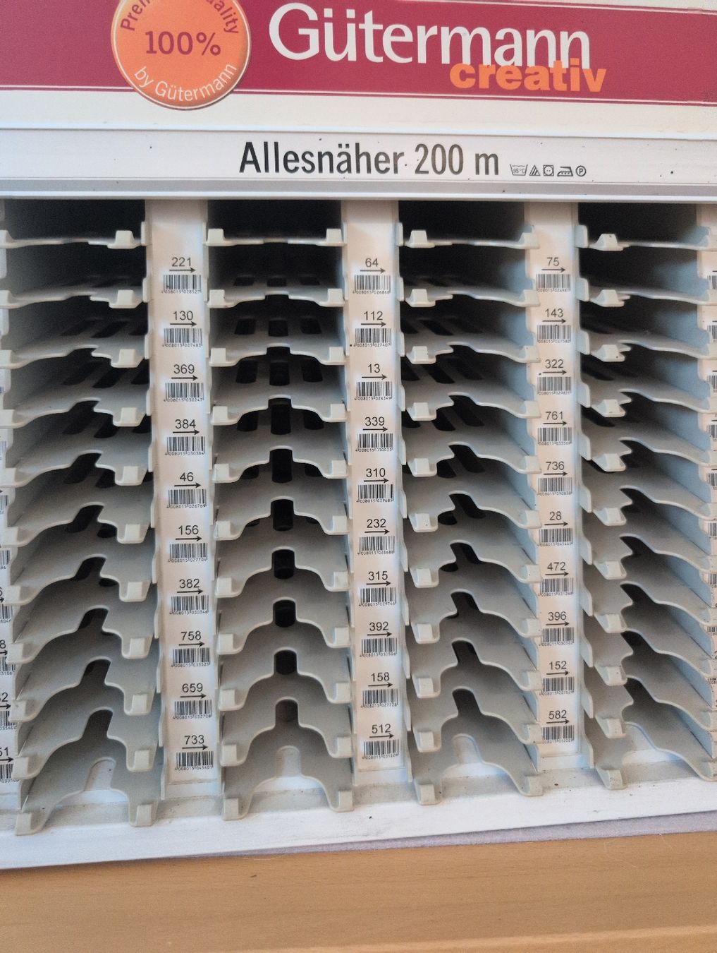 Cordelettes & Fils: Nähfaden Box – D'occasion à Frauenfeld par syre01 1