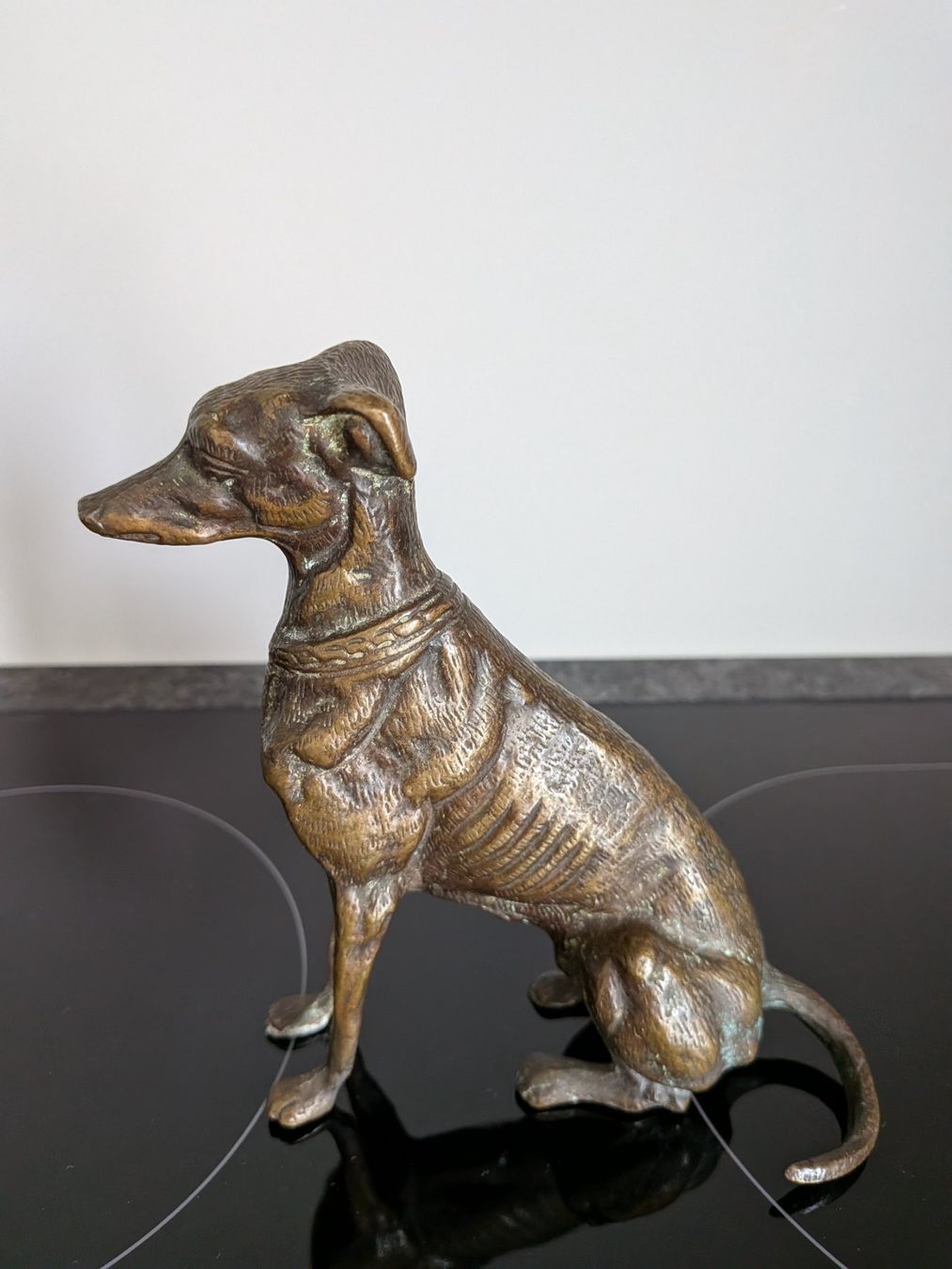Sculture & Statue: Hund Windhund Bronze oder Messing Figur Skulptur – Usato da Emmen venduto da Brockofsky