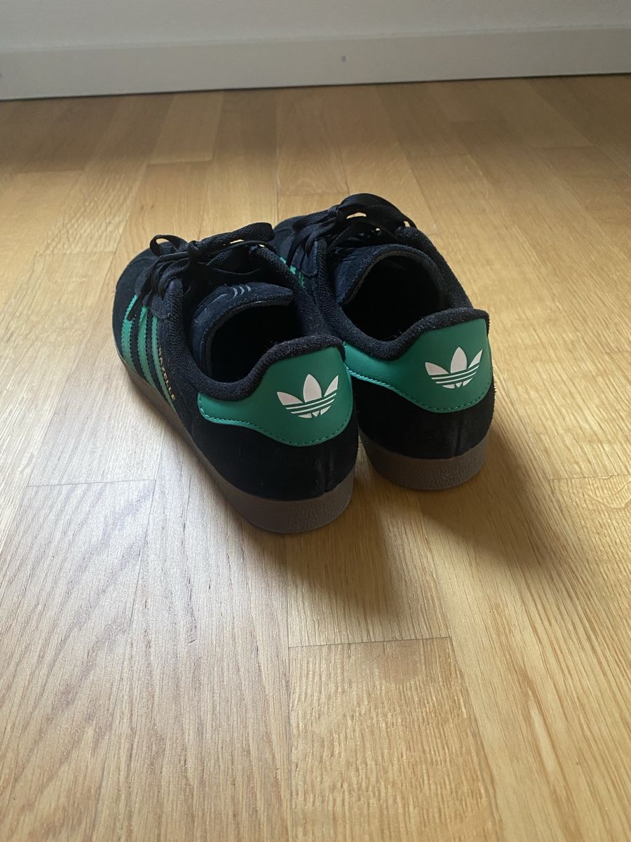 Adidas Scarpe da uomo: Adidas Gazelle Gr 39 – Nuovo (secondo la descrizione) da Zürich venduto da melilita 1