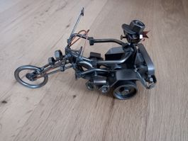 Coole Motorrad-Skulptur aus Metall - Einzigartiges Design