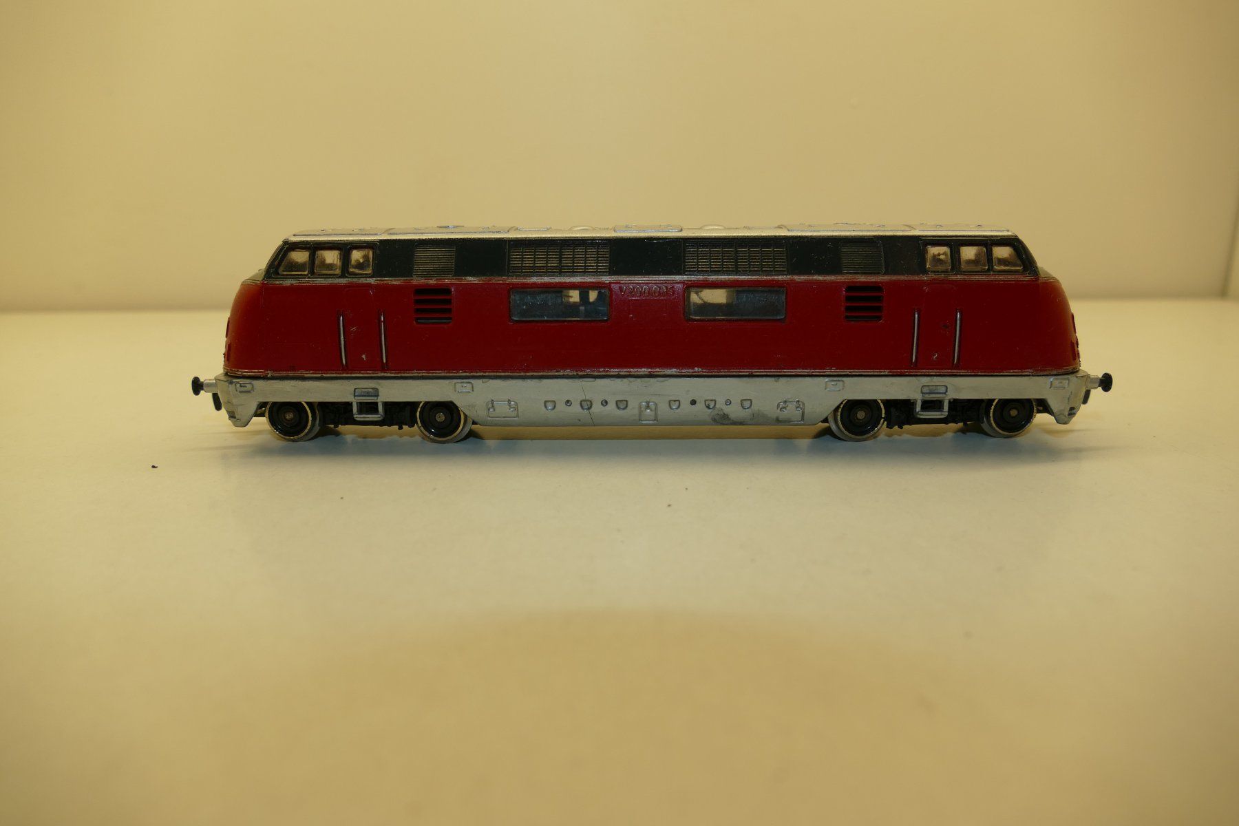 Modellini di ferrovie: Gutzold H0: DB Diesellok V200 – Usato da Niederhasli venduto da rail-duerst 1
