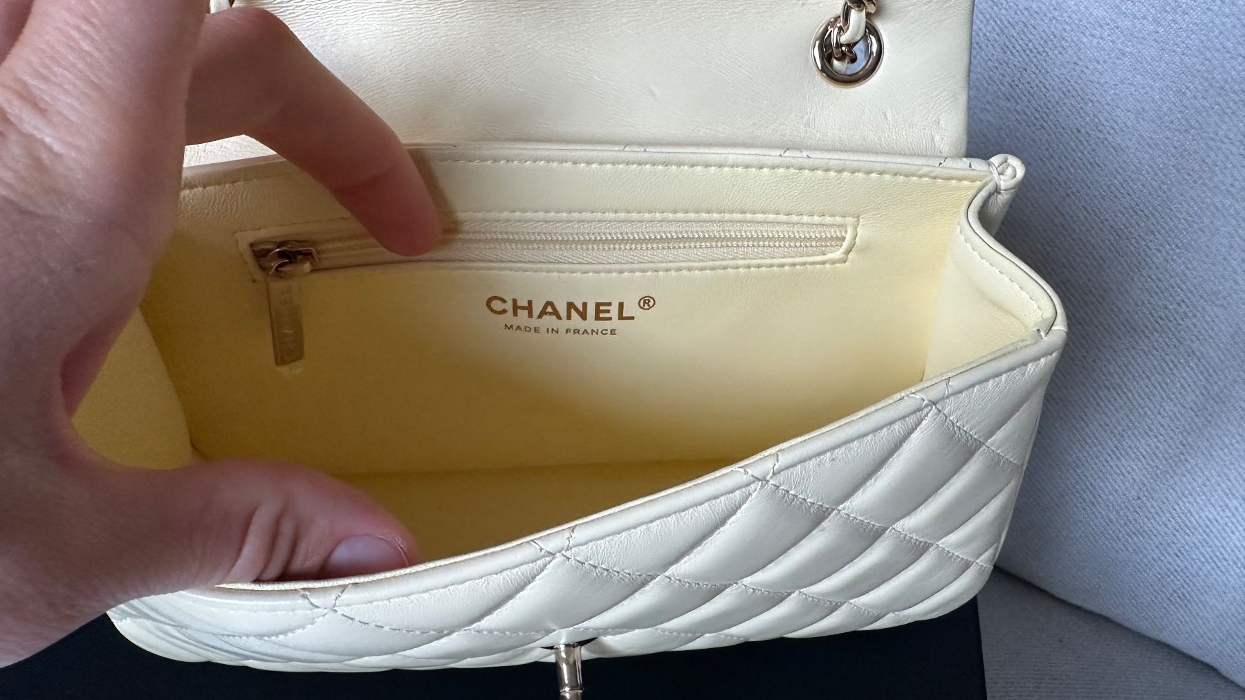 Chanel Borse da donna: Chanel classic bag 2025 – Nuovo e nell'imballaggio originale da Paradiso venduto da Under_sun 7