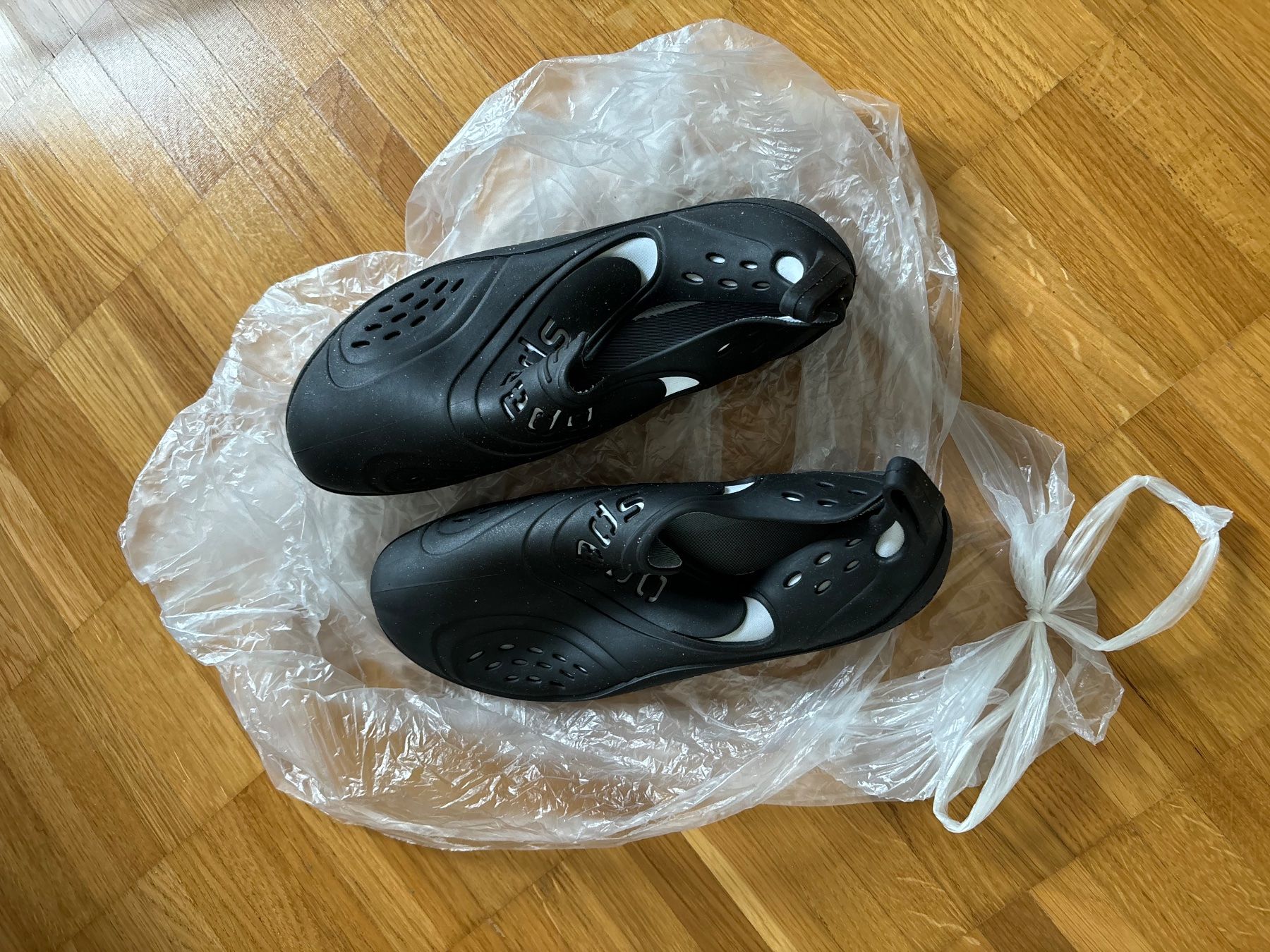 Speedo Scarpe da uomo: Badeschuhe Speedo – Usato da Winterthur venduto da Sunshine143 4