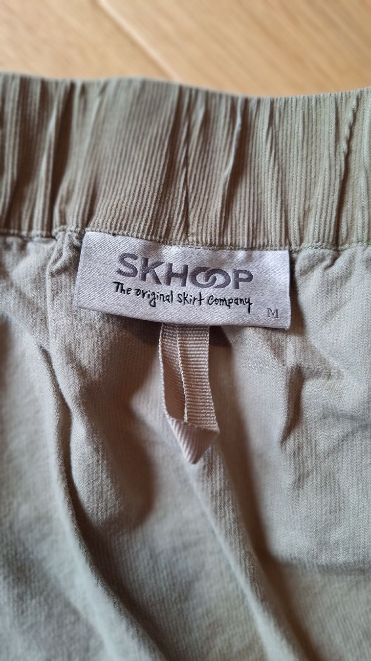 Gonne: Skoop Jupe Gr. M – Usato da Grindelwald venduto da sunnyside01 1