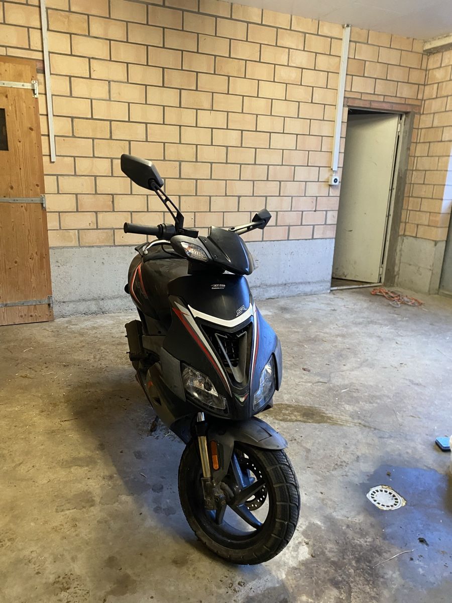 Aprilia Altro: Aprilia SR 50 R – Difettoso da Hasle LU venduto da Urssa2 5