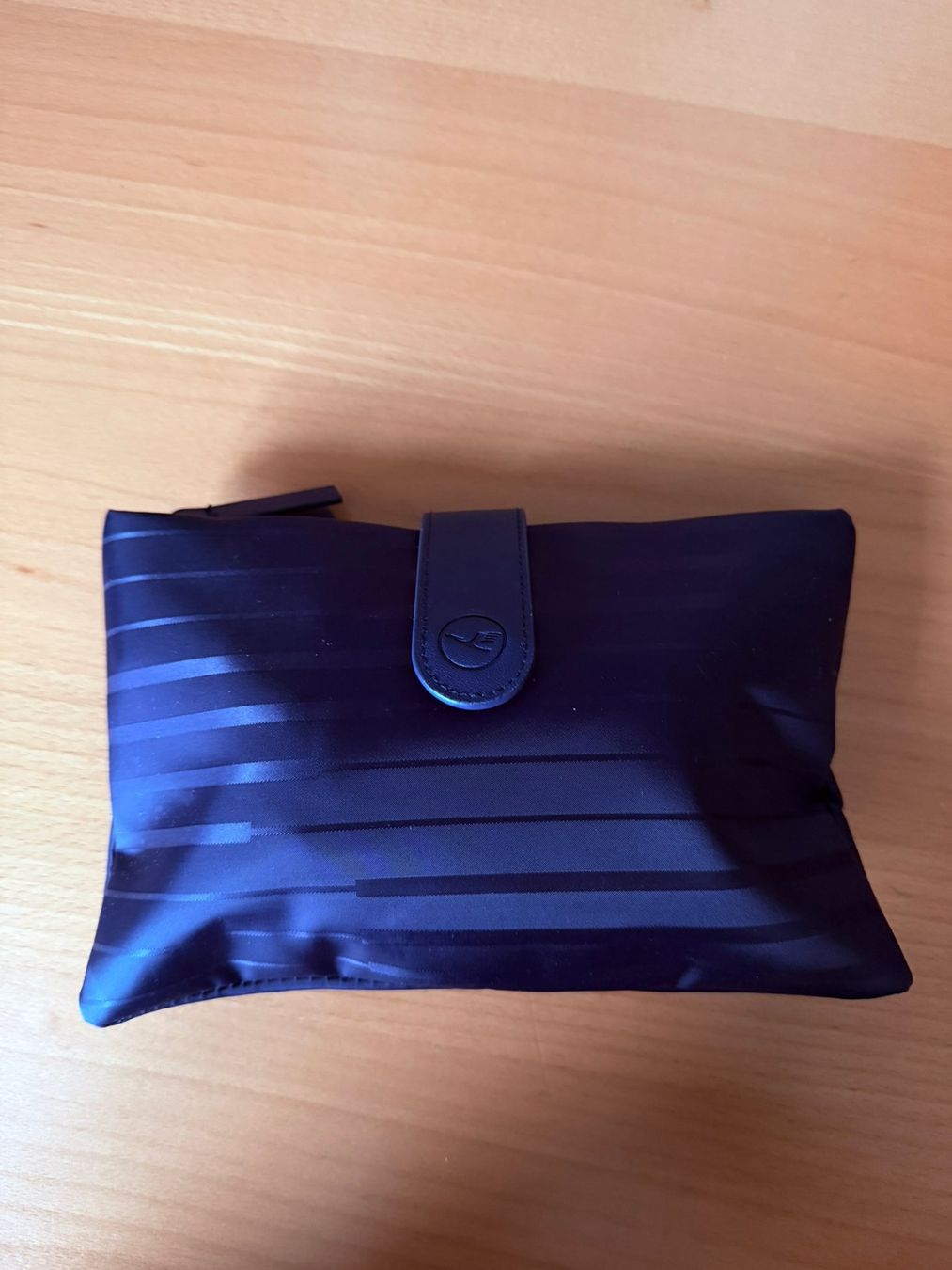 Custodie per cosmetici: Lufthansa Business Class AmenityKit + Pralinen - NEU – Nuovo e nell'imballaggio originale da Winkel venduto da Studi66 1
