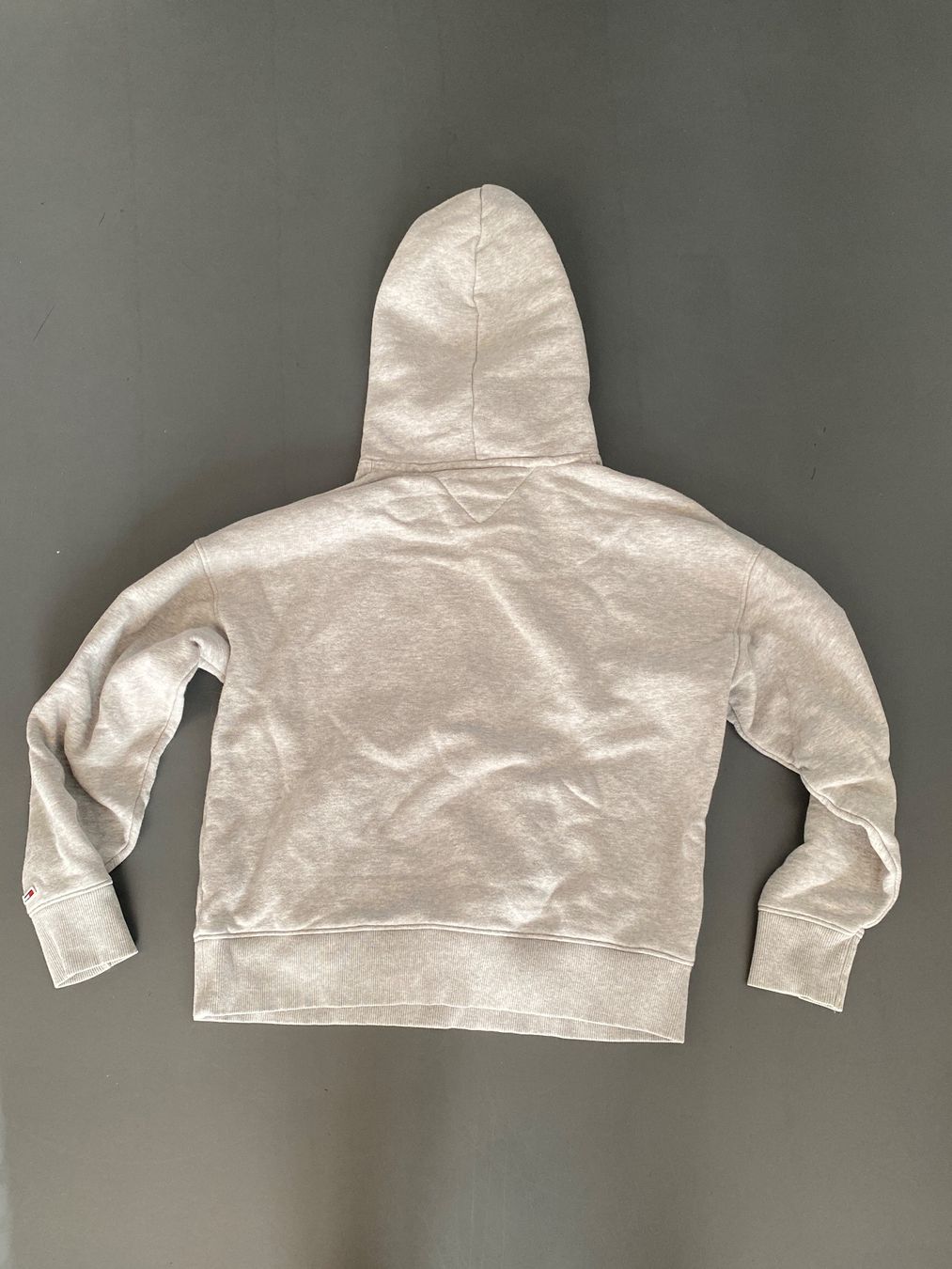 Tommy Hilfiger Pulls & Sweat-shirts: Tommy Kapouzenpullover grau Grösse XS – D'occasion à Konolfingen par sibi1977 2