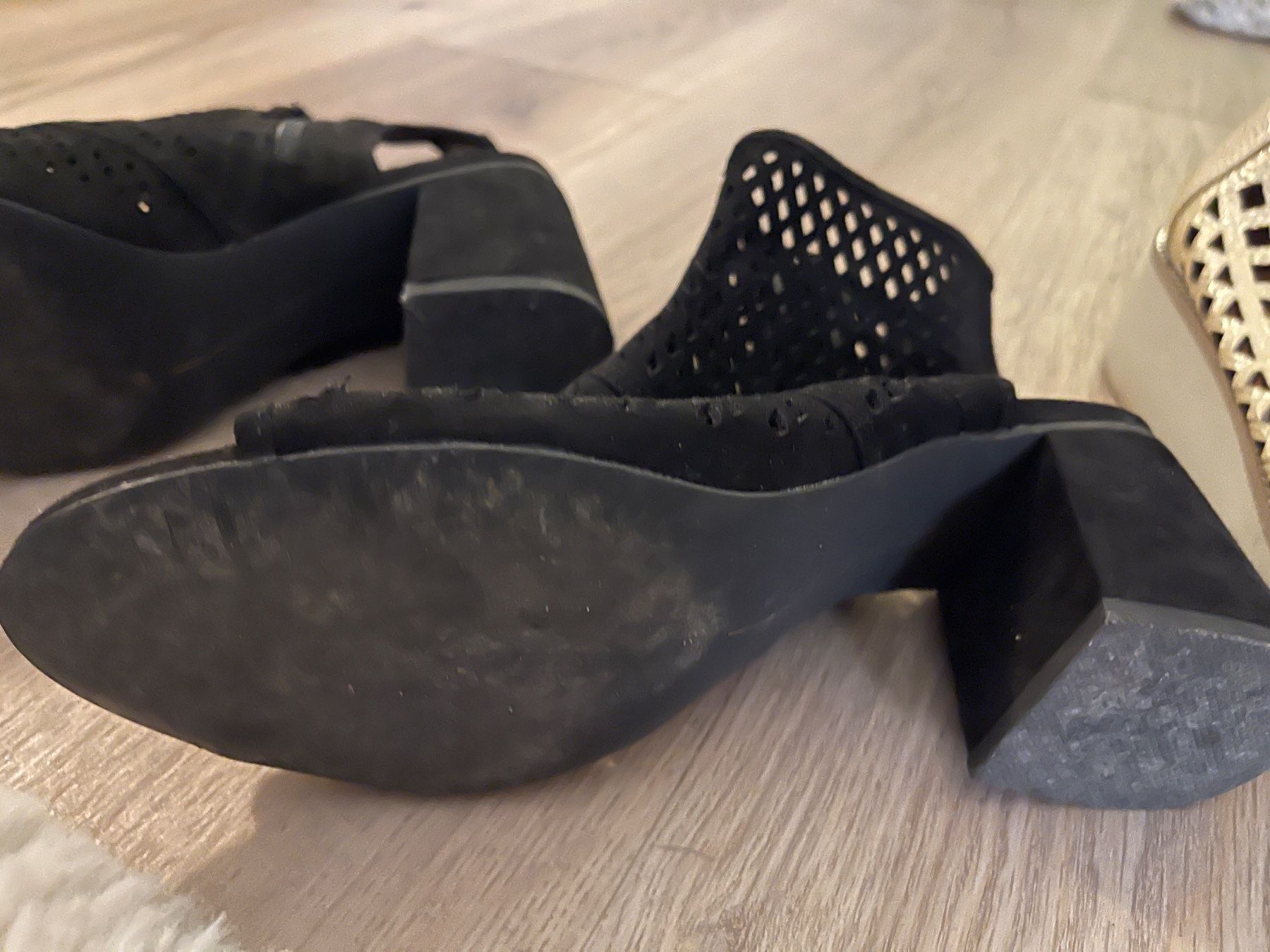 Stradivarius Damenschuhe: Stiefelette Damen 38, Sommerschuh – Neu (gemäss Beschreibung) aus Winterthur von mje_t9cr 3