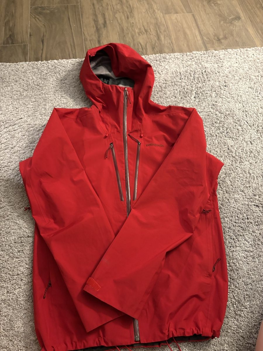 Patagonia Jacken: Patagonia Triolet Gore-Tex Hardshell – Gebraucht aus Meiringen von falke250
