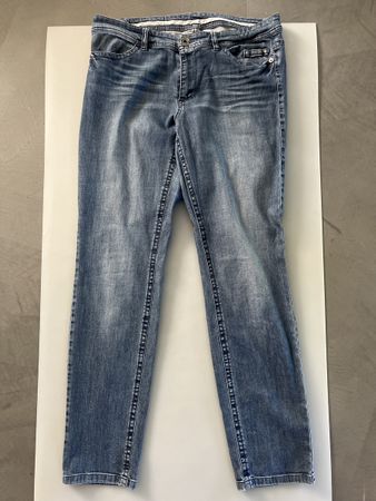 Marc Cain Jeans, Gr. 38-40, helles Jeansblau, Top Zustand!
