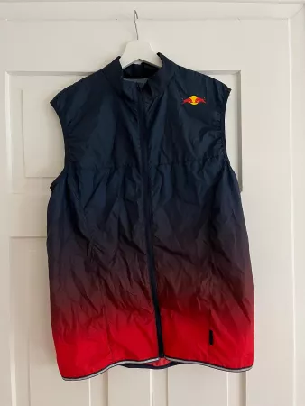 Red Bull Athletes Only Laufweste Veloweste Gr. L