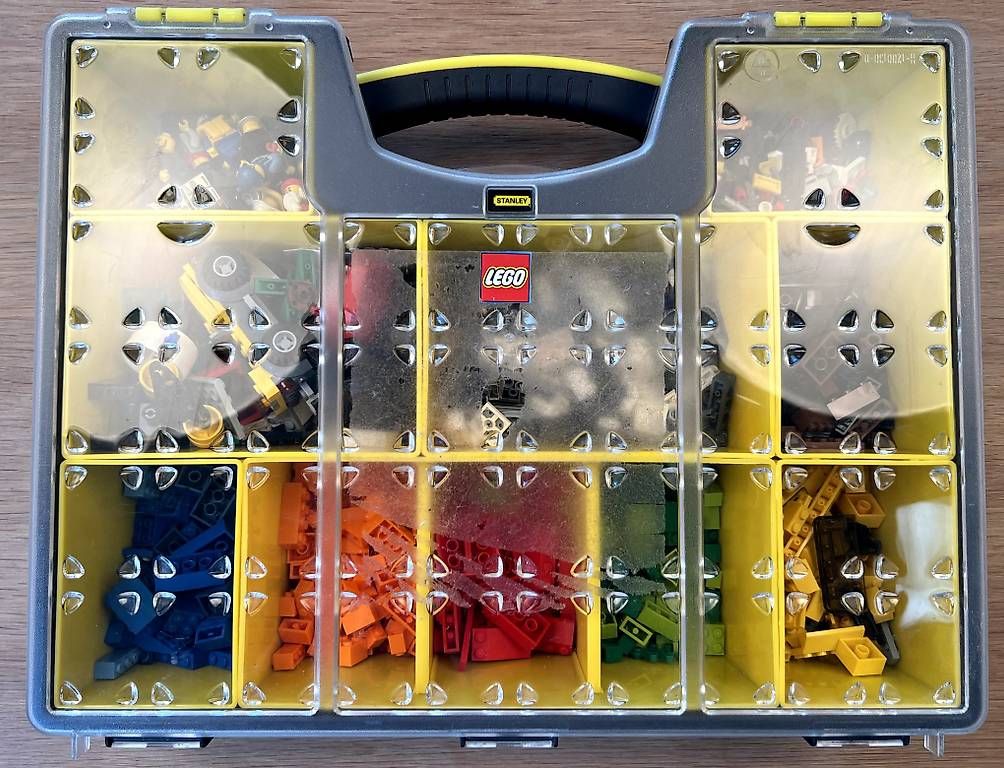 Lego Kit di costruzioni: LEGO Bausteine & Figuren in Stanley Sortierbox – Usato da Uster venduto da adrienza 1