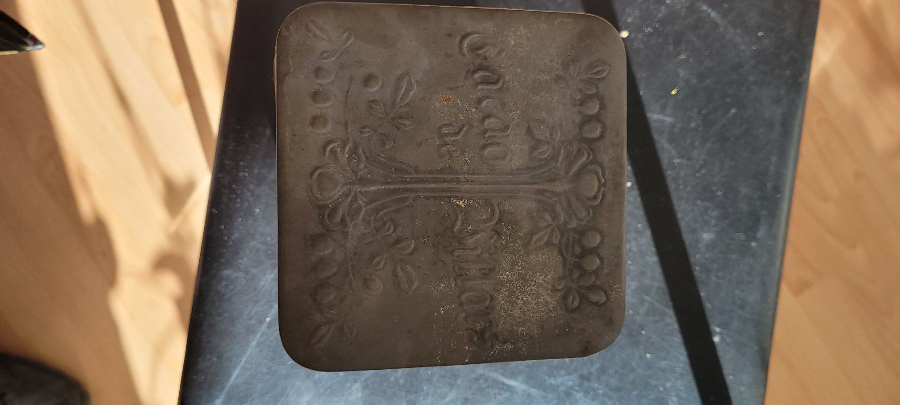 Contenitori & Simili: Alte Blechbüchse Cacao de Villars – Usato da Winterthur venduto da Schnufel0 3