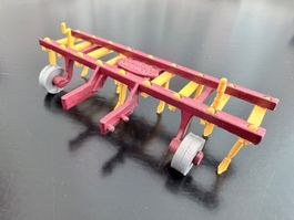 Landwirtschaftliches Spielzeug 1:32