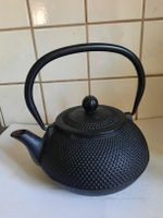 THÉIÈRE JAPONAISE,  en FONTE