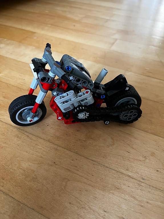 Spielzeuge: Lego technic "Chopper" – Gebraucht aus Männedorf von livingdream