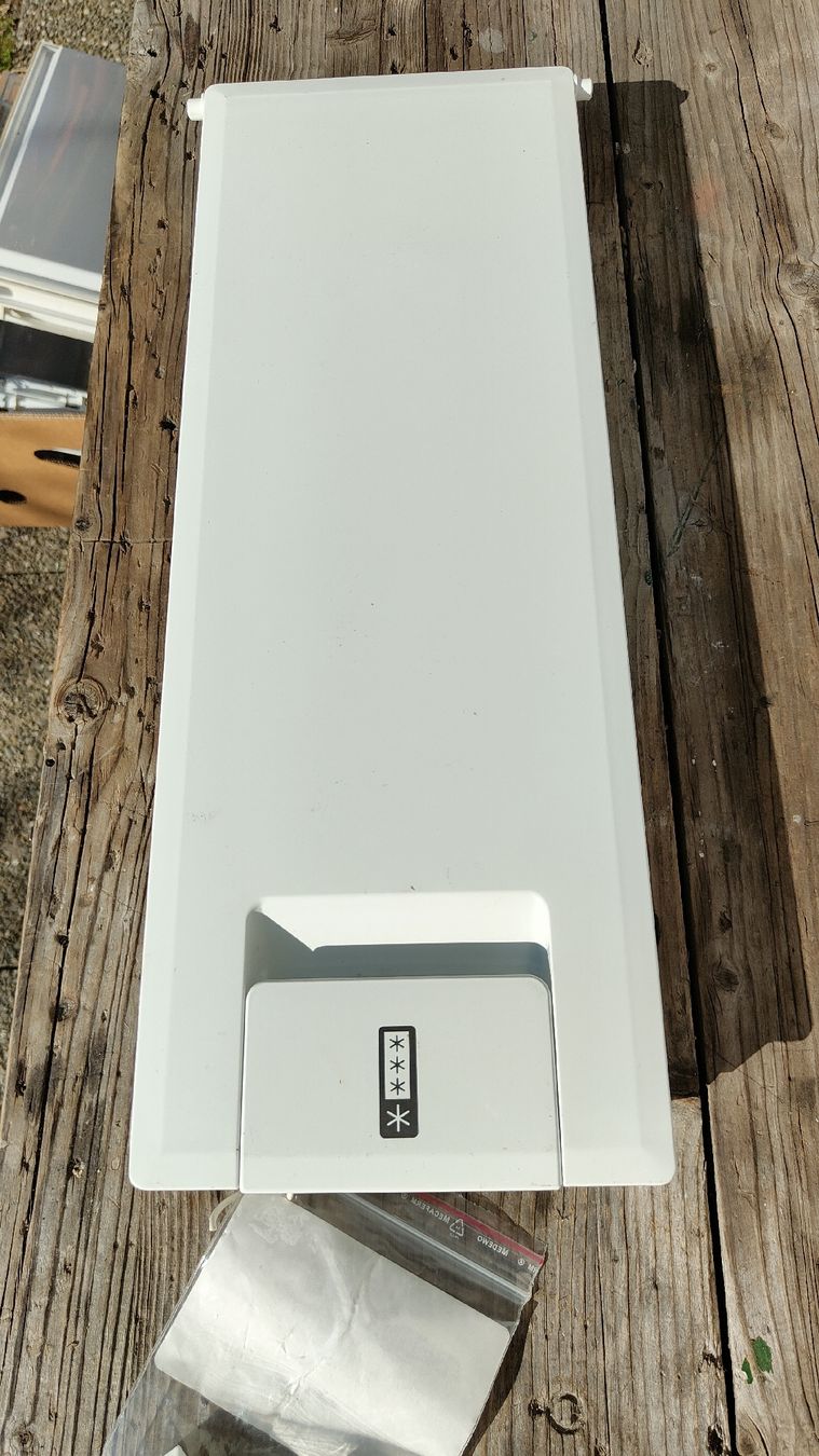 Electrolux Frigoriferi: Electrolux Kühlschrank Gefrierfach Klappe, gebraucht – Usato da hausen am albis venduto da Migrep