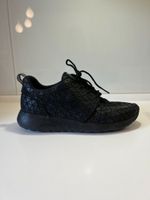 Nike Wmns Roshe One Metric Black, Size EUR 39