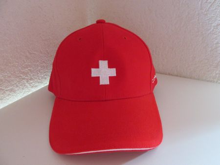Schönes Cape mit Schweizerkreuz,Perfekt für den Sommer! NEU