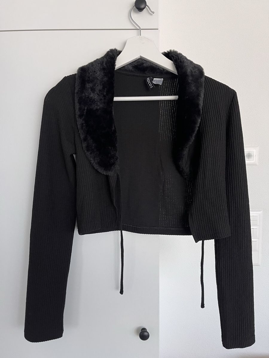 H&M Giacche: Strickjacke mit Fellkragen – Usato da Zürich venduto da mel_87ct
