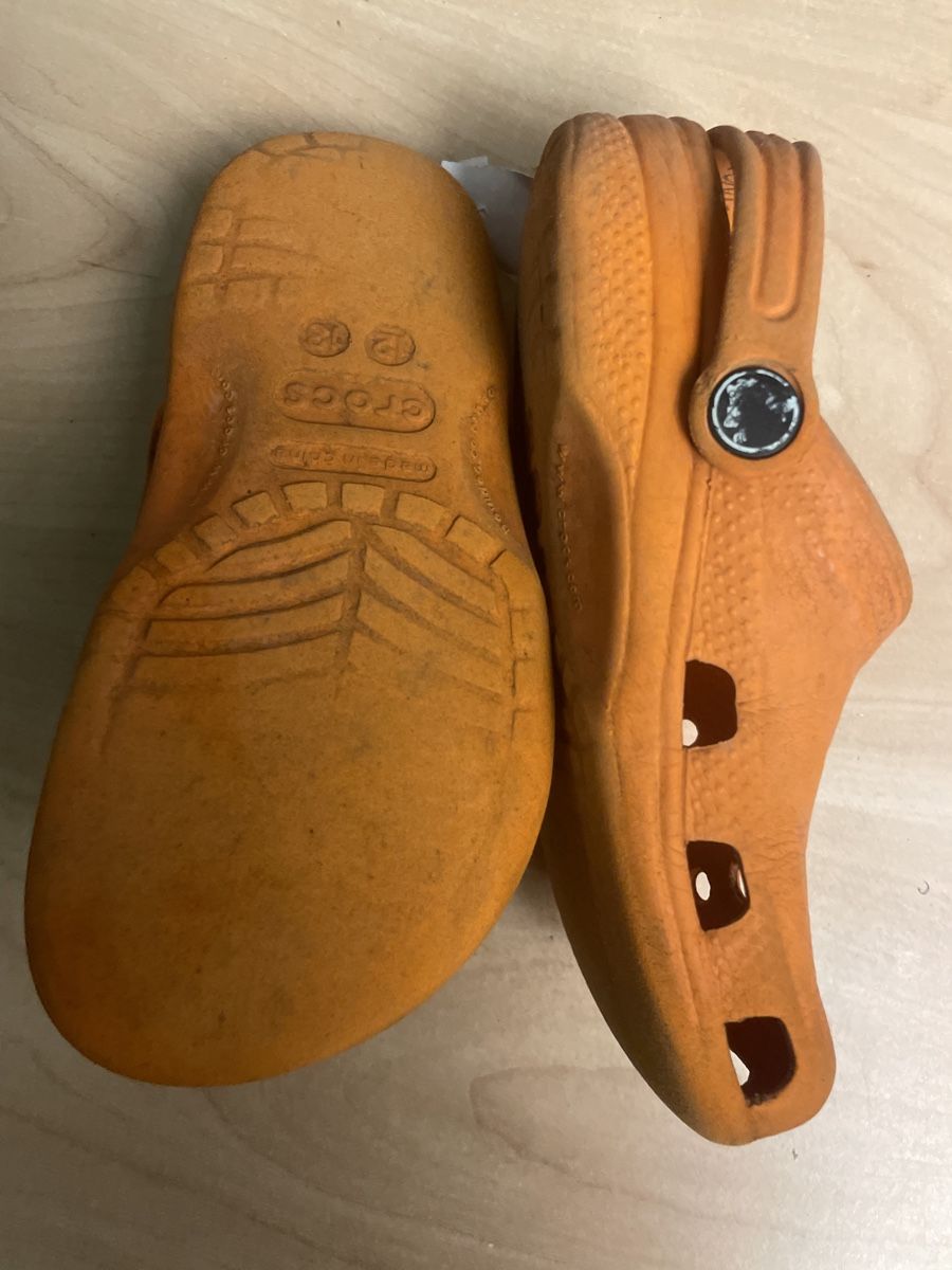 Crocs Scarpe da uomo: Orange Crocs Gr.12/13, 29/31 – Usato da Obergerlafingen venduto da cabo4 1