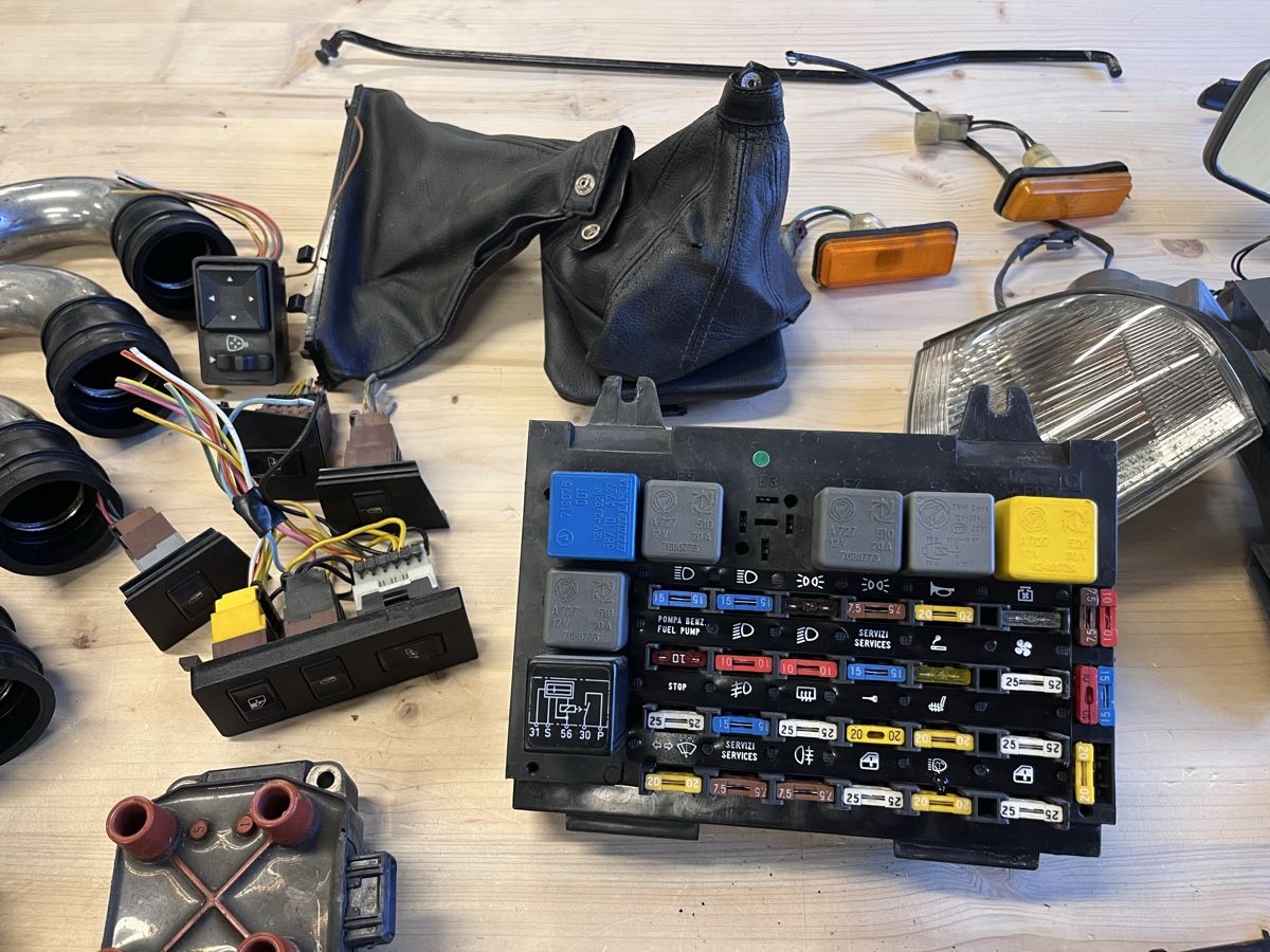 Fiat Tutti pezzi di ricambio auto: Pieces Fiat croma 2.5V6 – Usato da Lausanne venduto da kamikazy 5