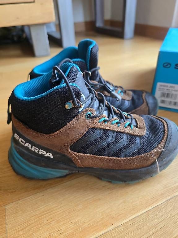 Scarpe per ragazzi: Scarpa T32 Mid Rush – Usato da Luc (Ayent) venduto da melaniealessandro 1