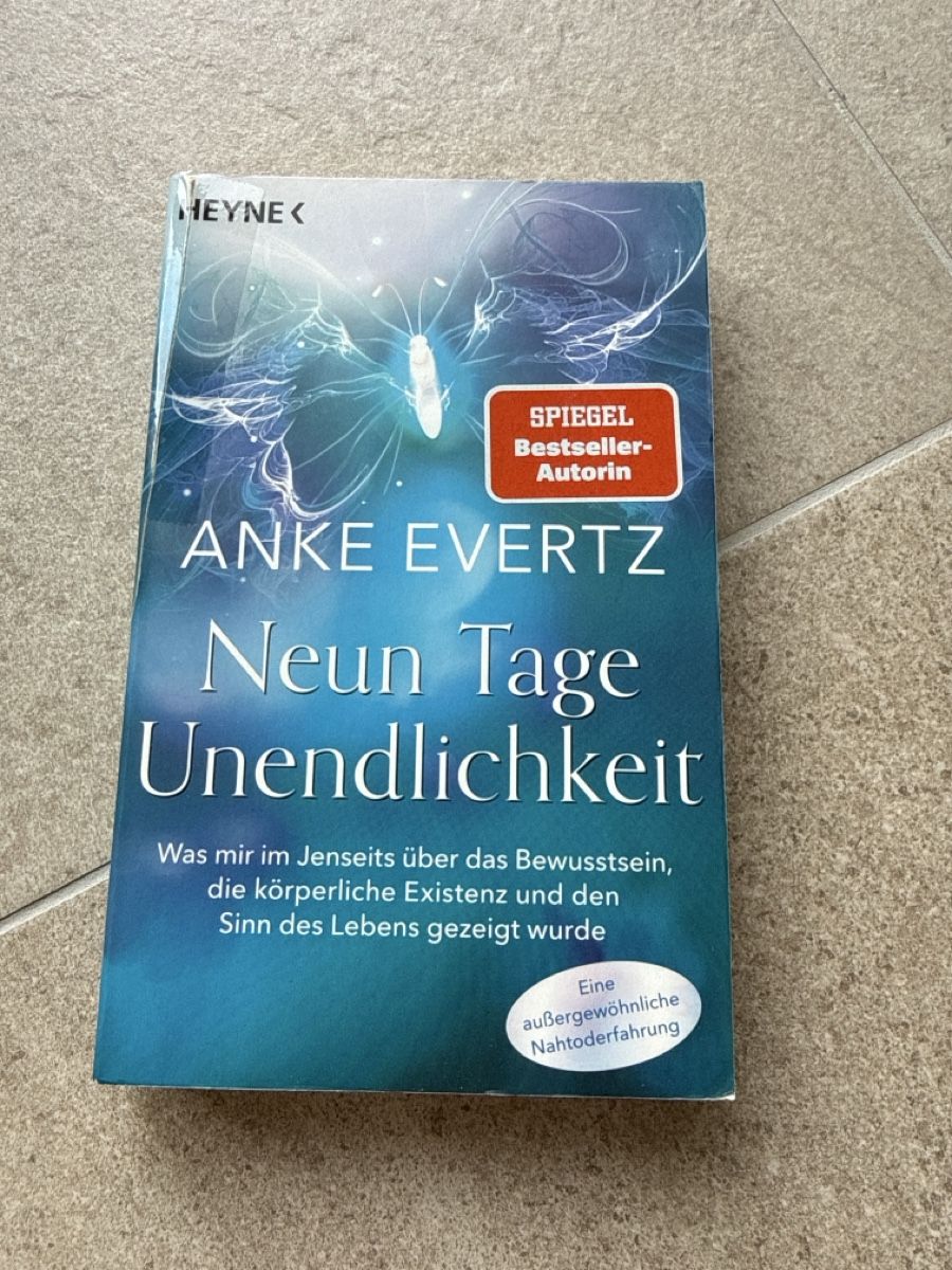 Libri: Buch- Anke Evertz – Neun Tage Unendlichkeit – Usato da Tobel venduto da cel_d6wl