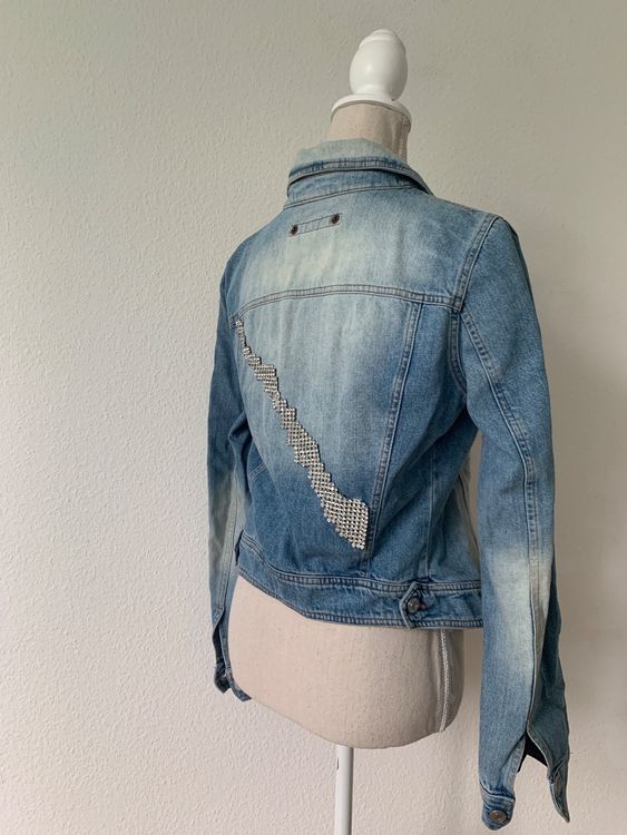 Elegantes Jeansjacke Mit Glitzer Ebenbild