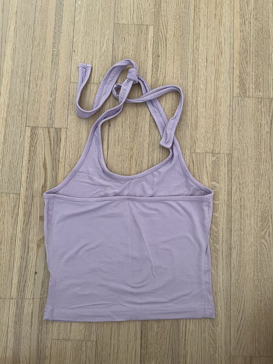 Top: Lilafarbendes Neckholder-Top – Usato da Dietikon venduto da Mischi2167 1