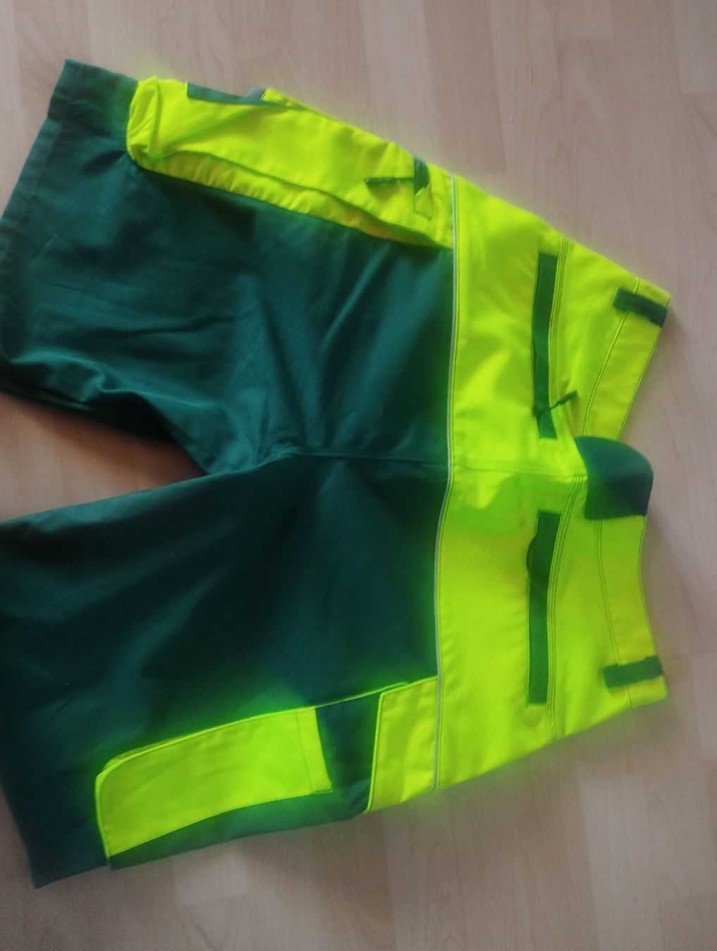 Pantaloni: Arbeitsshorts – Nuovo (secondo la descrizione) da Zetzwil venduto da Schoggimus 3