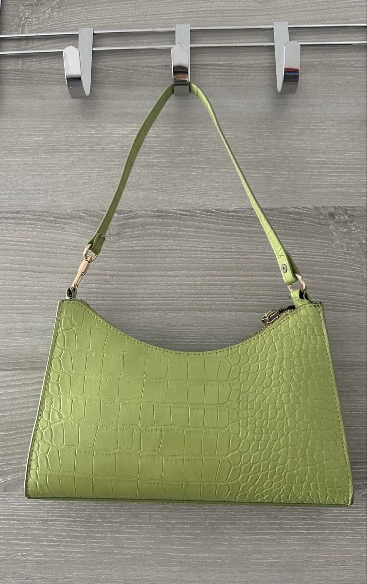 Borse da donna: Handtasche grün Krokodiloptik  – Usato da uerikon venduto da SITRRY4