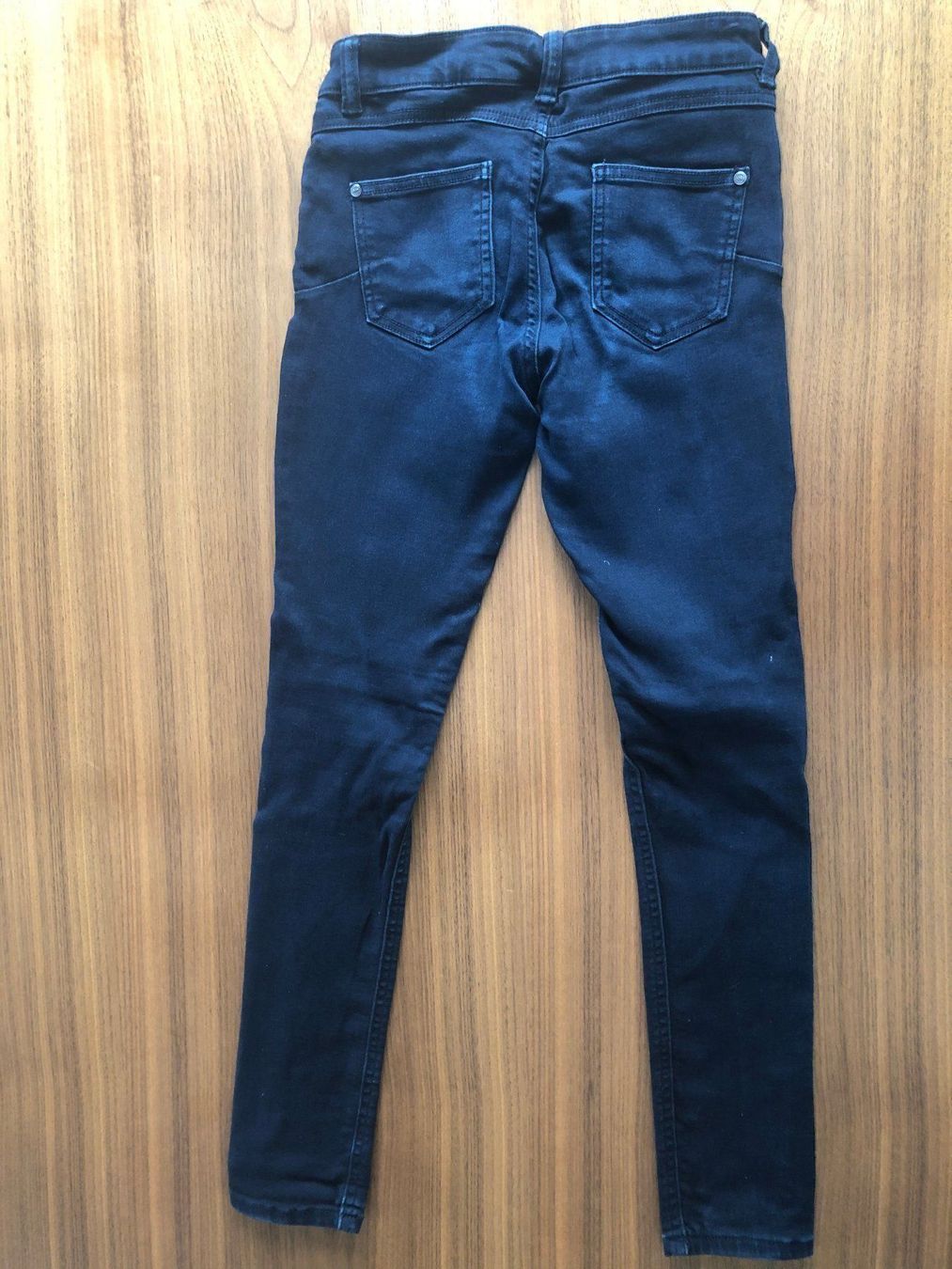 Hosen: Schwarze Mädchenjeans – Gebraucht aus Dietwil von daro02 2