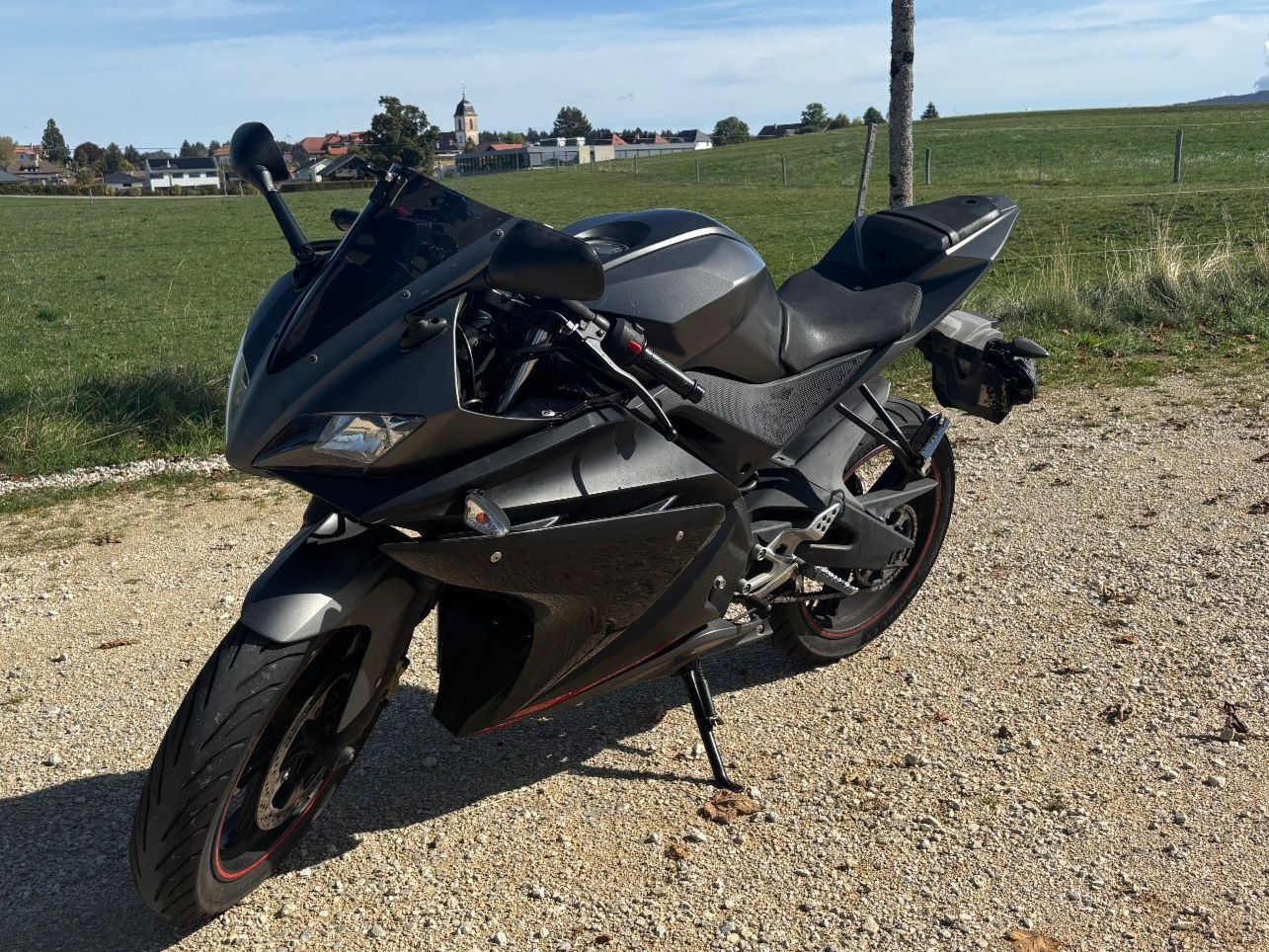 Yamaha Strasse: Yamaha R125 2013 – Gebraucht aus Les Bois von Jojo710