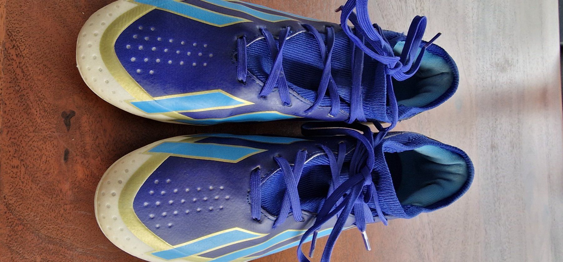 Adidas Scarpe per ragazzi: Chaussures de foot Adidas – Usato da Courrendlin venduto da Lilou