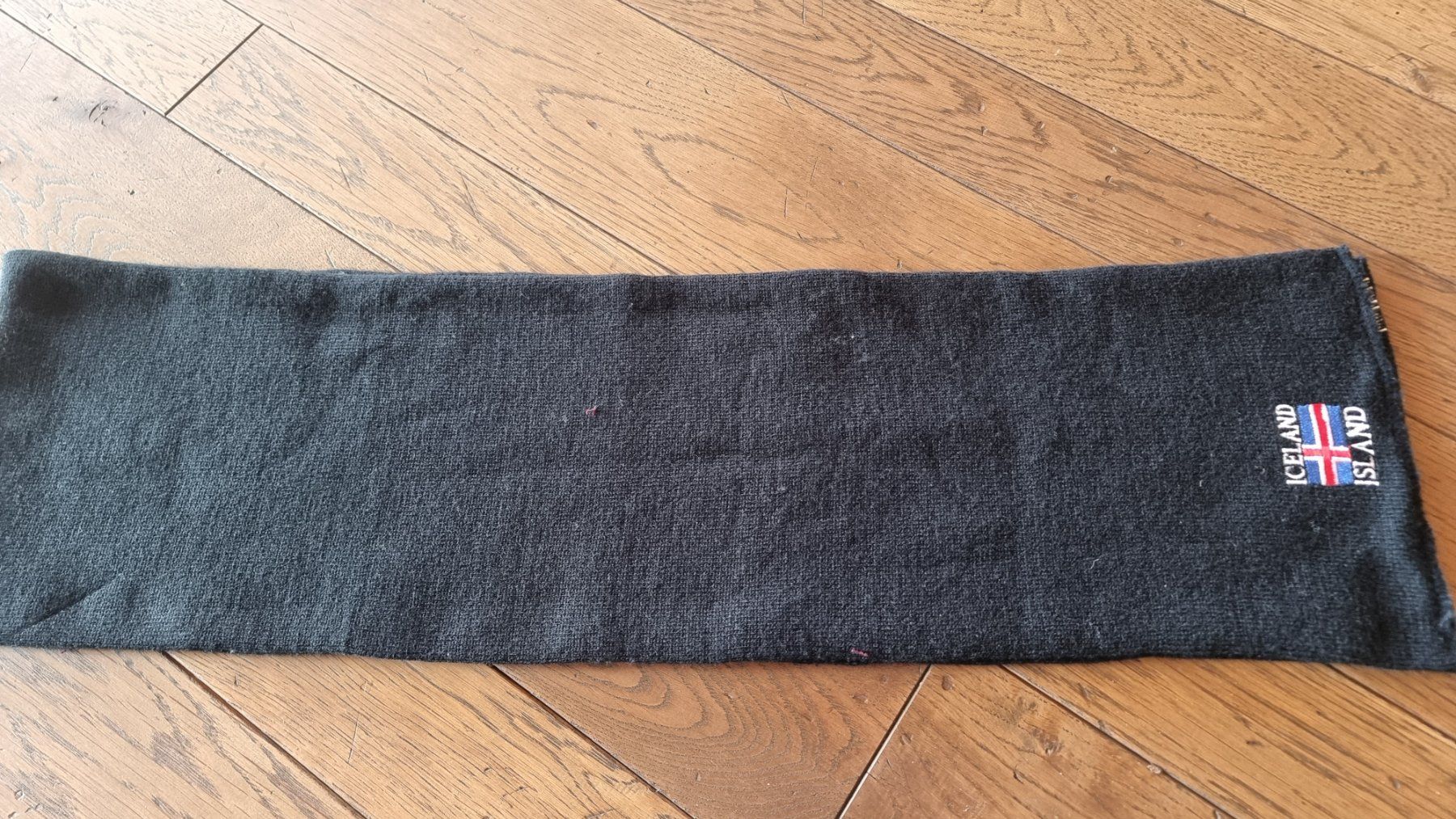 Foulards & écharpes: Halstuch , schal – D'occasion à Gelterfingen par masu67 1