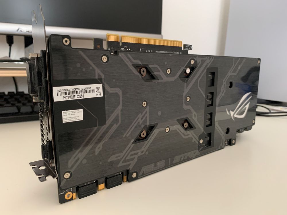 ASUS GeForce ROG Strix GTX1800Ti O11G Gaming (Gebraucht) in Oberwil BL ...