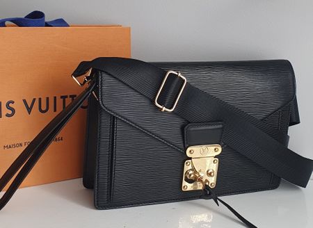 Louis Vuitton Epi Sellier Dragonne Clutch/Crossbody